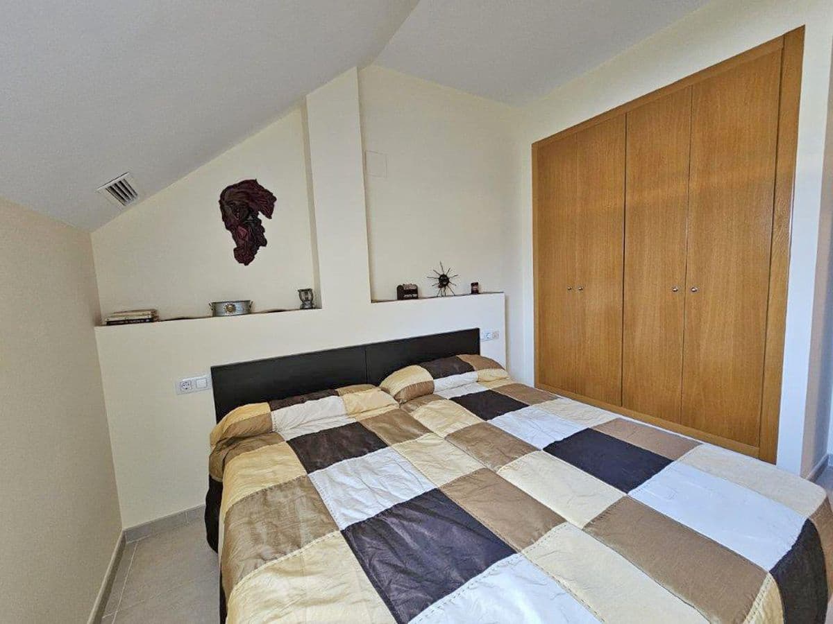 3 bedroom Penthouse for sale in Denia with pool garage - € 485,000 (Ref: 7658124)