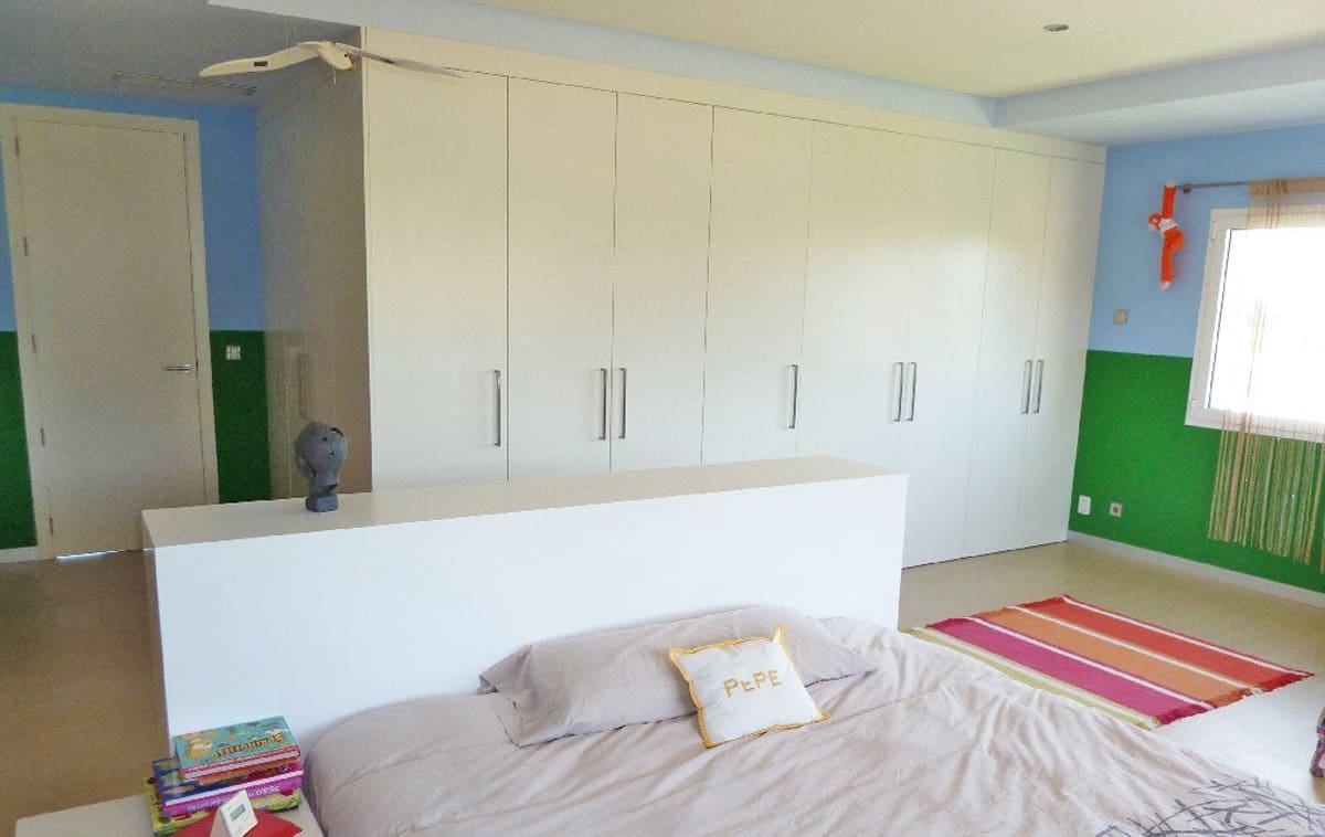 Chalet de 4 habitaciones en Dénia en venta con piscina garaje - 1.990.000 € (Ref: 7673969)