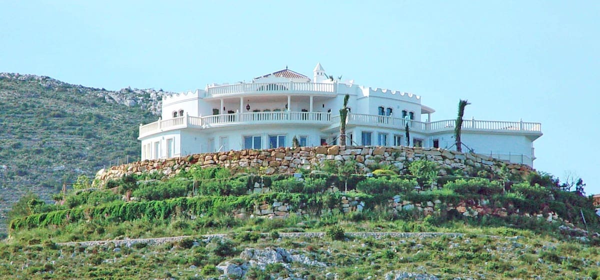 8 soverom Villa til salgs i Denia med svømmebasseng garasje - € 3 500 000 (Ref: 7673970)