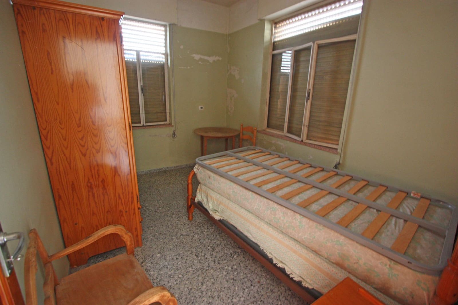 7 slaapkamer Huis te koop in Sagra met garage - € 130.000 (Ref: 7677135)