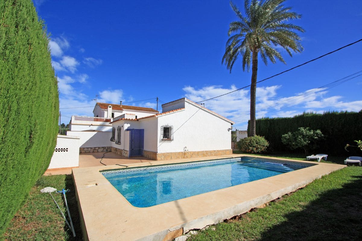 9 soveværelse Villa til salg i Denia med swimmingpool garage - € 585.000 (Ref: 7899060)