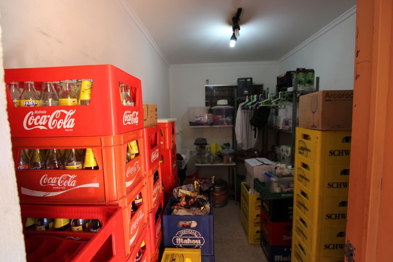 Comercial para venda em Orba com garagem - 350 000 € (Ref: 7977784)