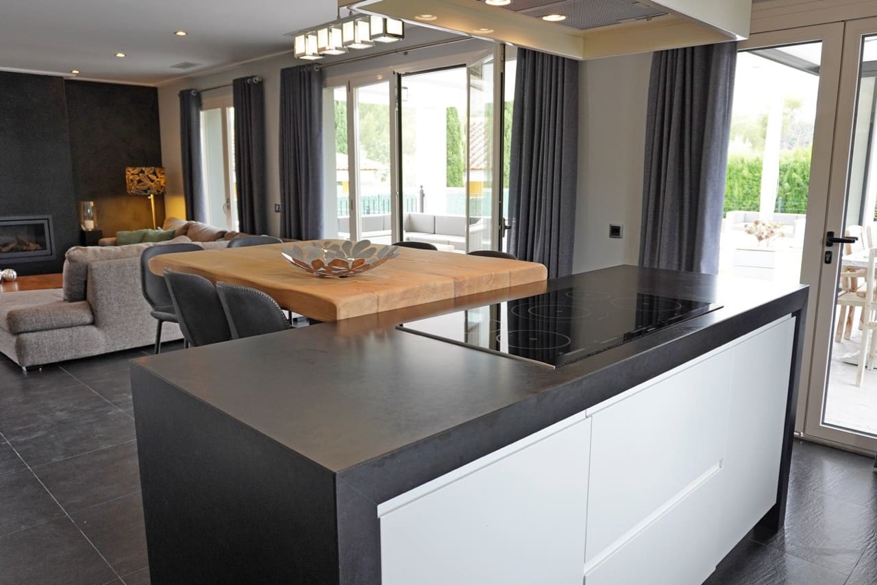 5 soveværelse Villa til salg i Monte Pego med swimmingpool garage - € 825.000 (Ref: 8125303)