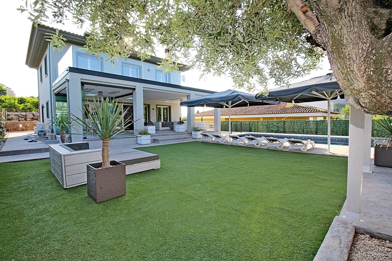 5 soveværelse Villa til salg i Monte Pego med swimmingpool garage - € 825.000 (Ref: 8125303)