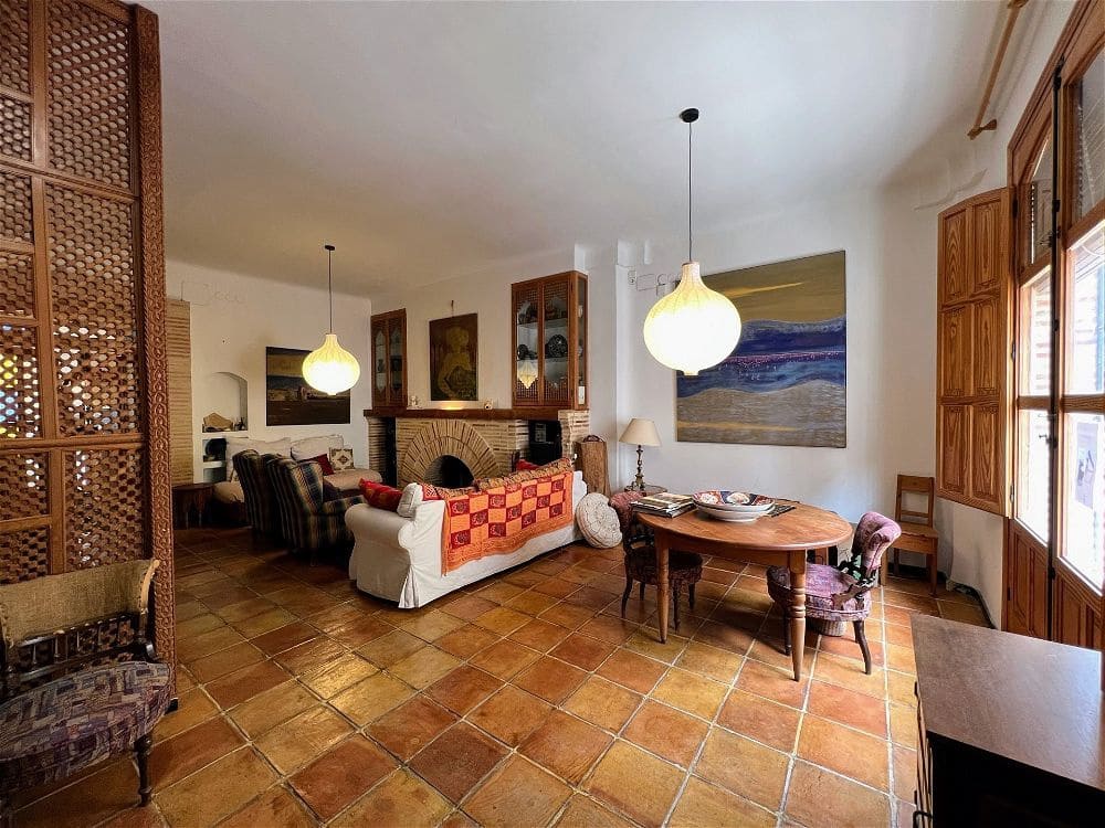 5 chambre Maison de Ville à vendre à Orba - 340 000 € (Ref: 8174043)