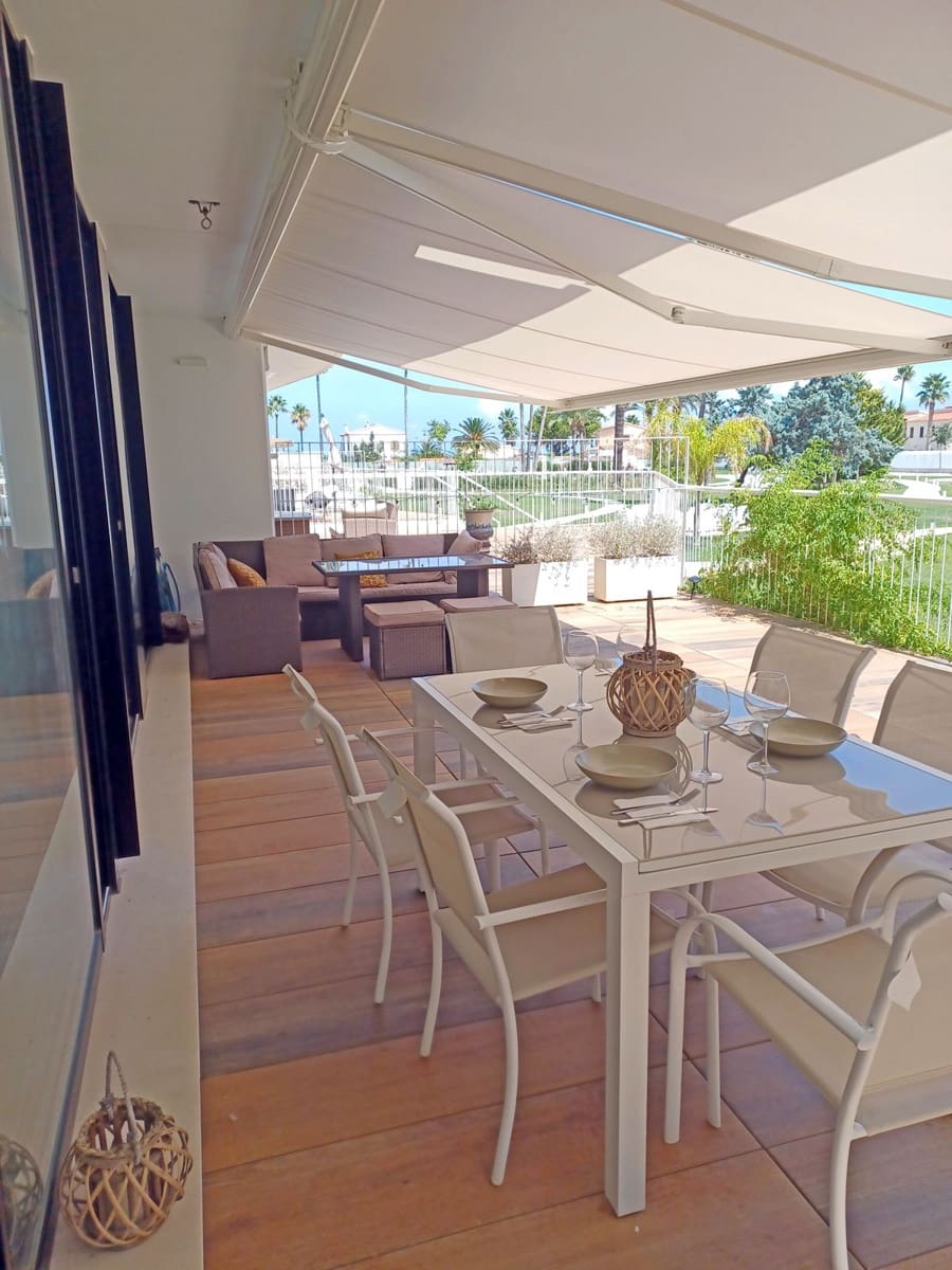 2 Zimmer Apartment zu verkaufen in Denia mit Pool Garage - 315.000 € (Ref: 8205217)