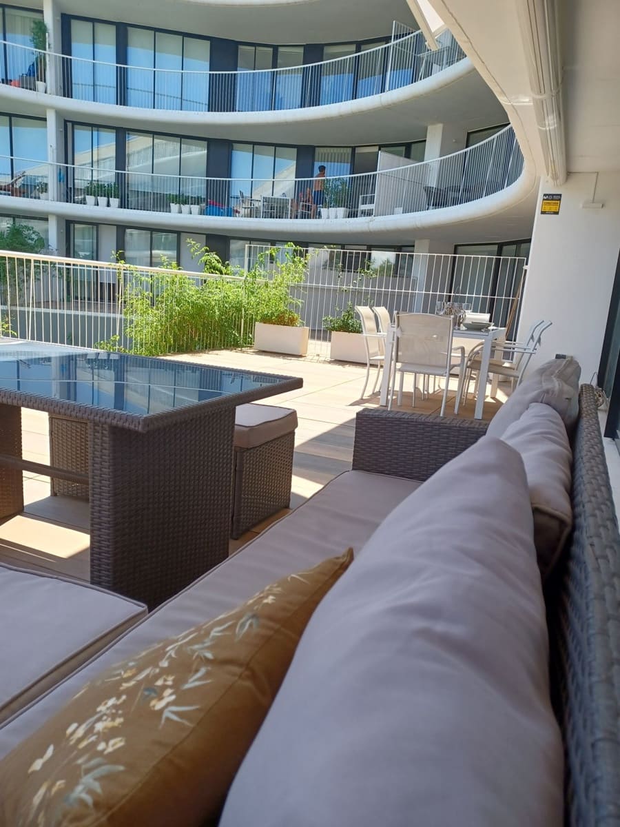2 Zimmer Apartment zu verkaufen in Denia mit Pool Garage - 315.000 € (Ref: 8205217)