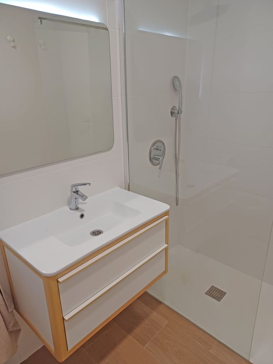 2 Zimmer Apartment zu verkaufen in Denia mit Pool Garage - 315.000 € (Ref: 8205217)