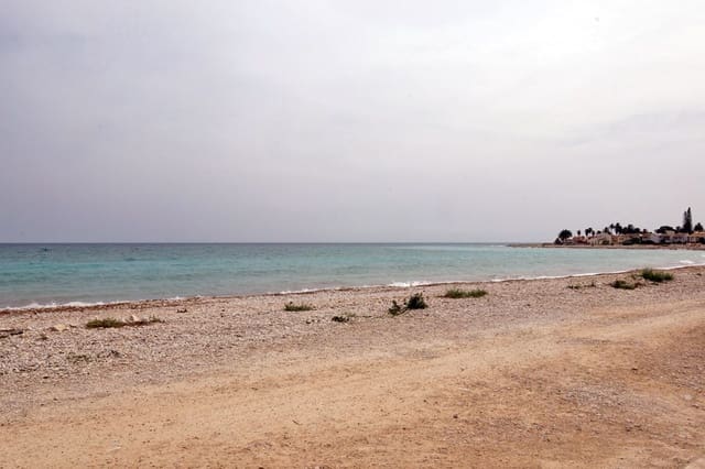 2 sypialnia Willa na sprzedaż w Las Marinas / Les Marines, Dénia z garażem - 325 000 € (Ref: 8205221)