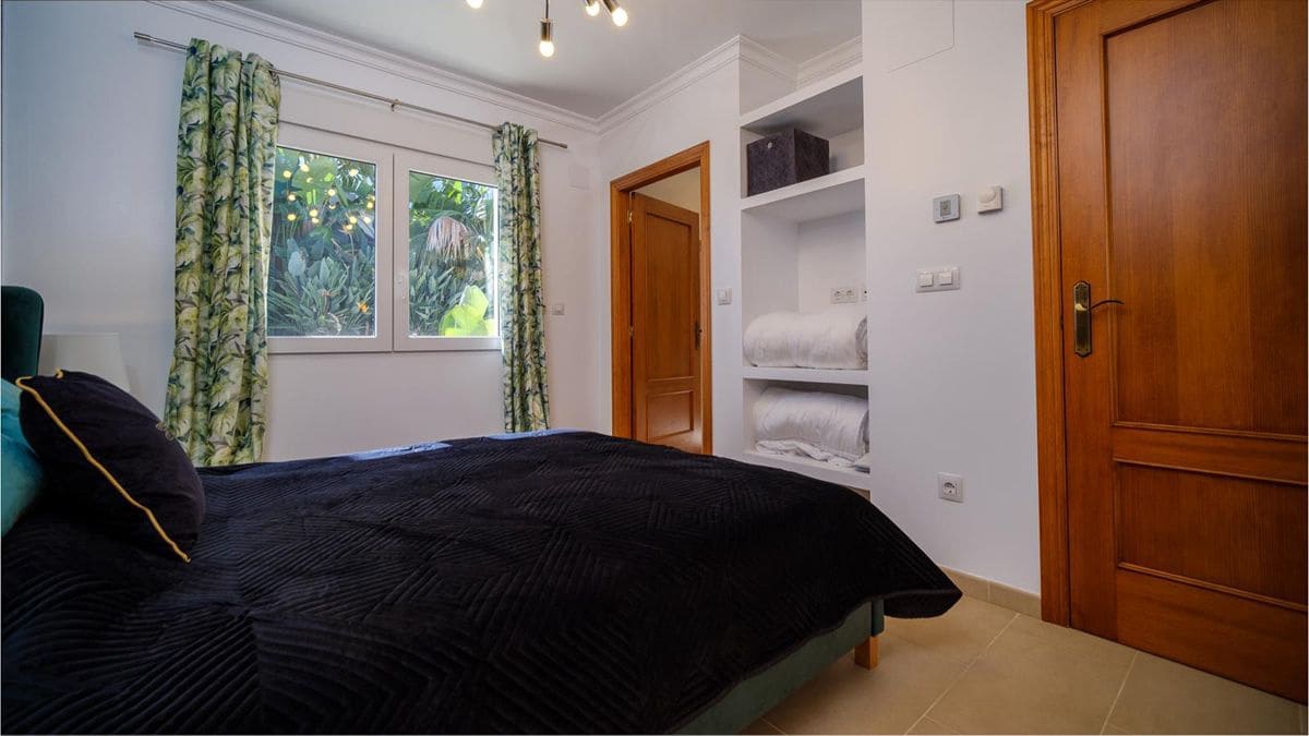 3 sypialnia Willa na sprzedaż w Denia z basenem garażem - 750 000 € (Ref: 8205233)