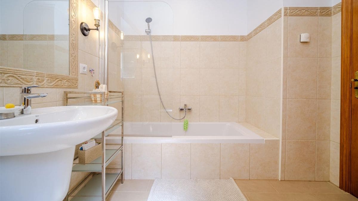 3 sypialnia Willa na sprzedaż w Denia z basenem garażem - 750 000 € (Ref: 8205233)