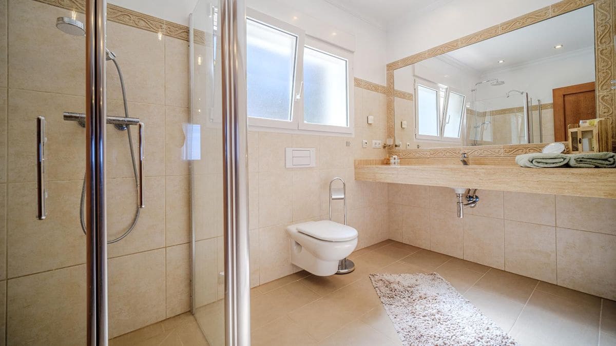 3 sypialnia Willa na sprzedaż w Denia z basenem garażem - 750 000 € (Ref: 8205233)