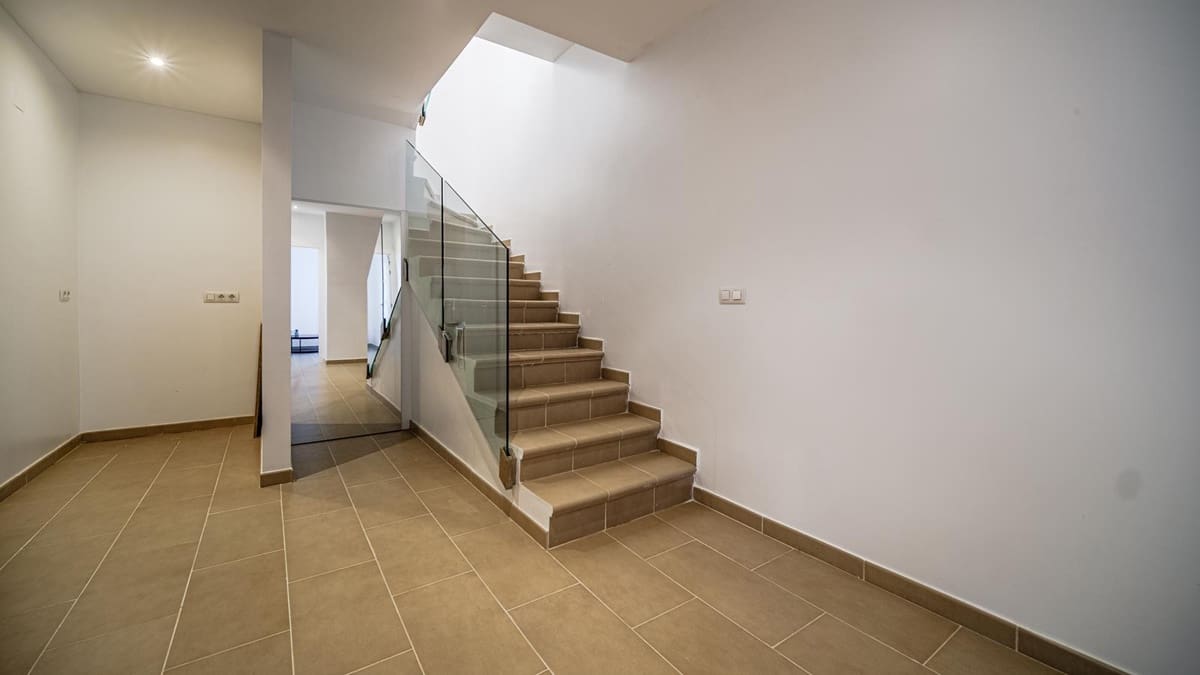 3 sypialnia Willa na sprzedaż w Denia z basenem garażem - 750 000 € (Ref: 8205233)