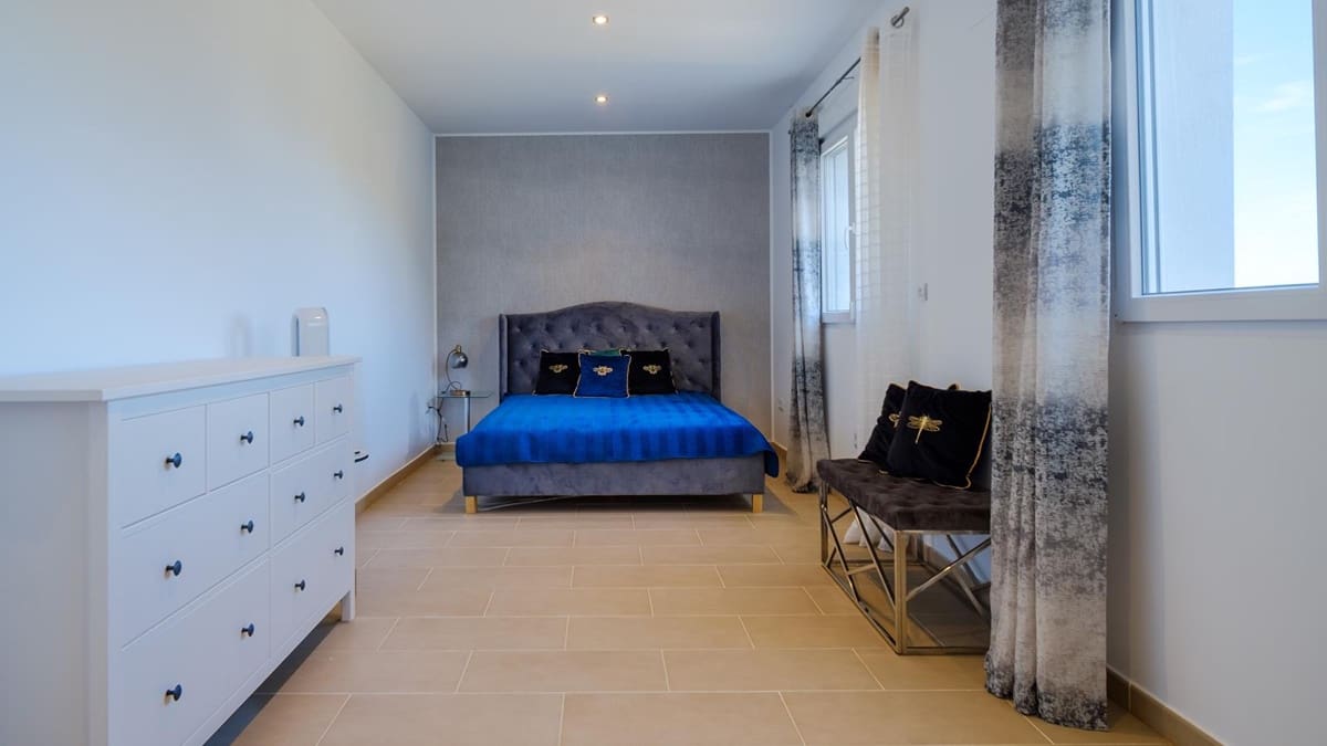 3 sypialnia Willa na sprzedaż w Denia z basenem garażem - 750 000 € (Ref: 8205233)