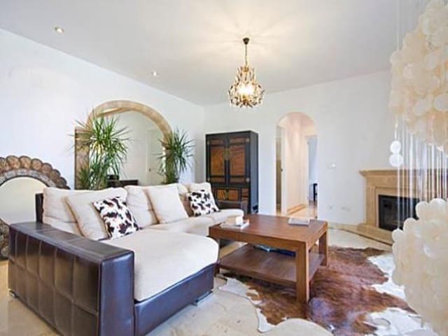 3 Zimmer Villa zu verkaufen in El Montgó, Dénia mit Pool Garage - 829.000 € (Ref: 8205240)