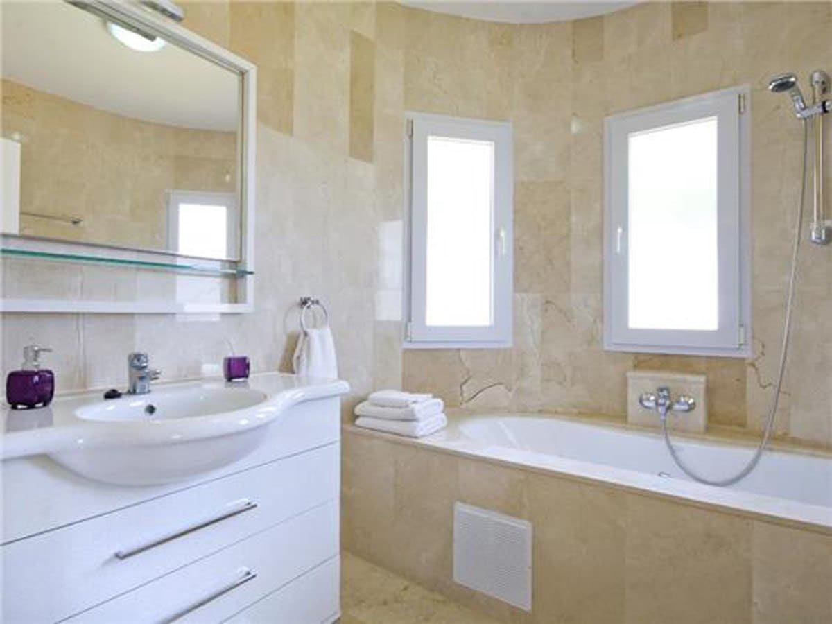 3 Zimmer Villa zu verkaufen in Denia mit Pool Garage - 829.000 € (Ref: 8205240)