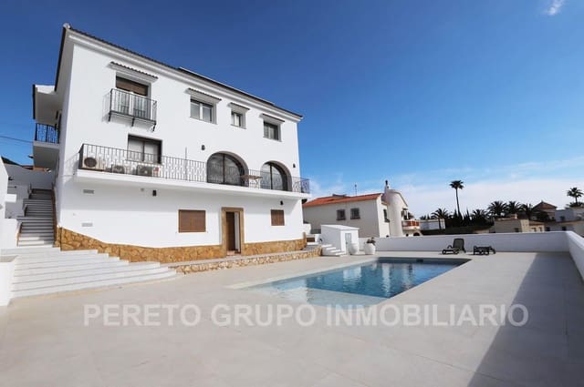 4 bedroom Villa for sale in El Montgó, Dénia with pool garage - € 699,000 (Ref: 8287909)