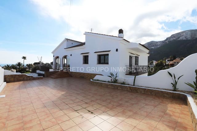 4 bedroom Villa for sale in El Montgó, Dénia with pool garage - € 699,000 (Ref: 8287909)