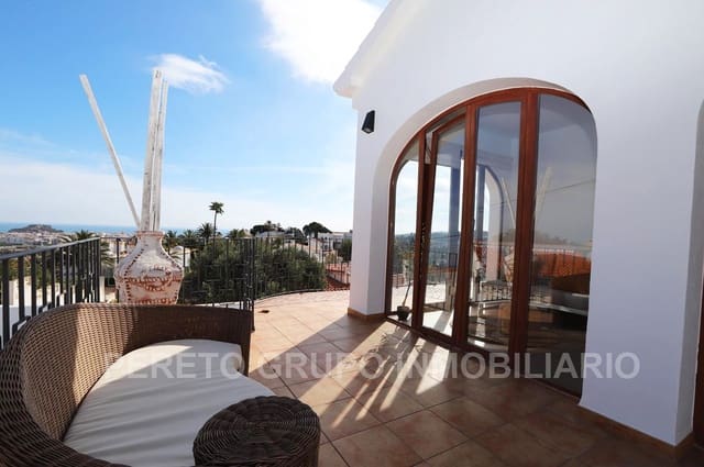 4 bedroom Villa for sale in El Montgó, Dénia with pool garage - € 699,000 (Ref: 8287909)