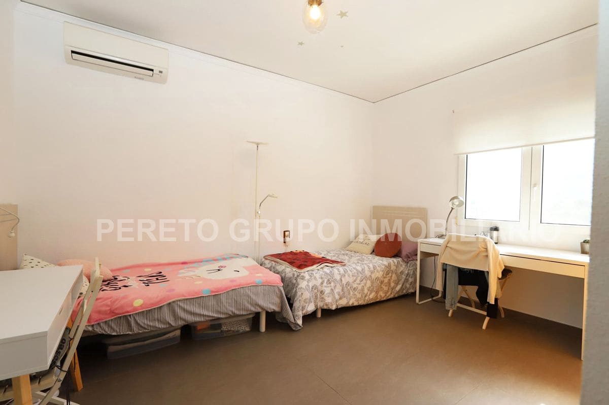 Chalet de 4 habitaciones en Dénia en venta con piscina garaje - 699.000 € (Ref: 8287909)