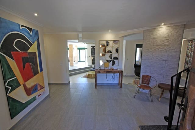 6 Zimmer Villa zu verkaufen in La Sella mit Garage - 875.000 € (Ref: 8287912)