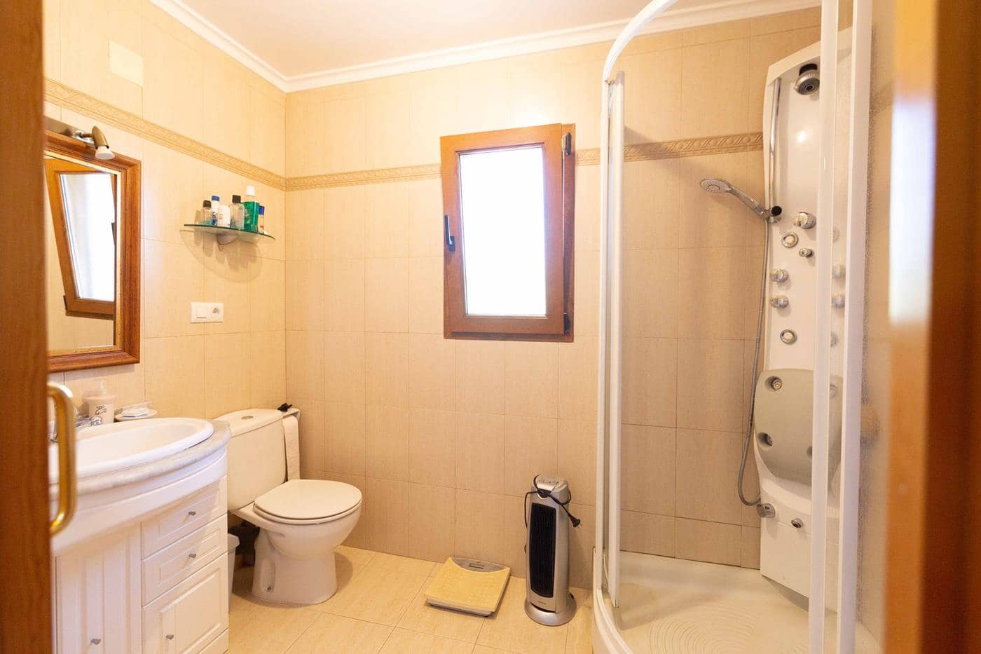 7 soverom Villa til salgs i La Xara med garasje - € 560 000 (Ref: 8364375)