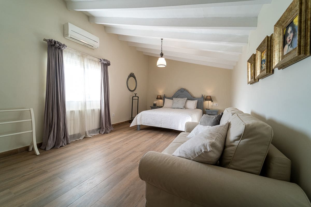 5 sovrum Villa till salu i Denia med pool garage - 1 095 000 € (Ref: 8364379)