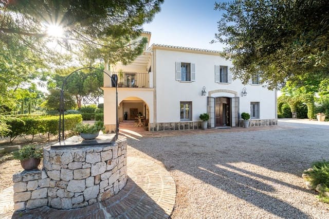 5 sovrum Villa till salu i Dénia med pool garage - 1 095 000 € (Ref: 8364379)