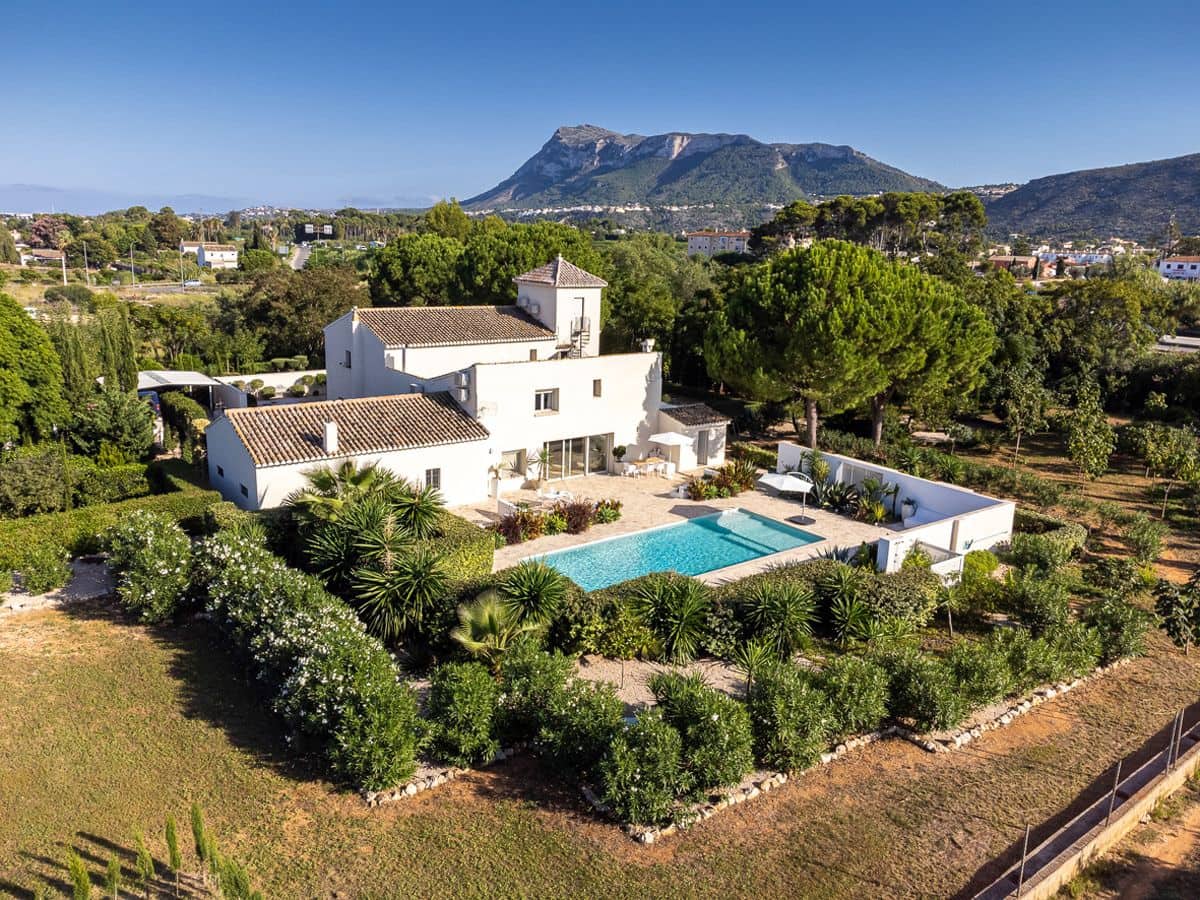 5 sovrum Villa till salu i Denia med pool garage - 1 095 000 € (Ref: 8364379)