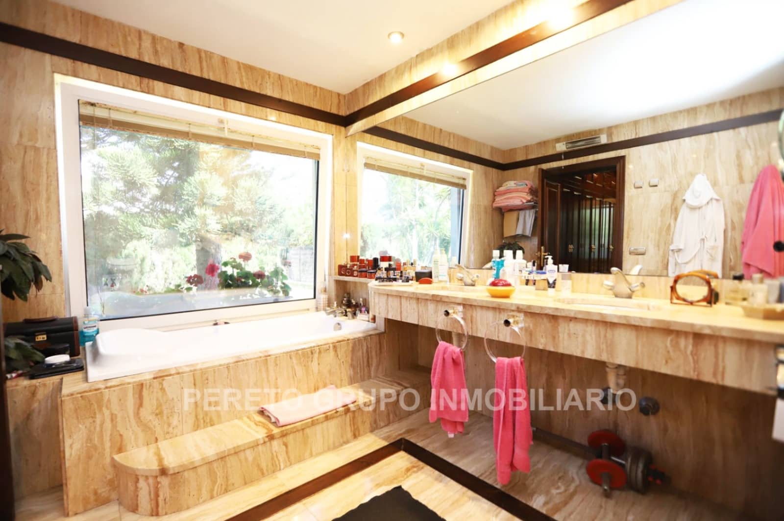 Chalet de 4 habitaciones en Dénia en venta con piscina garaje - 1.190.000 € (Ref: 8416732)