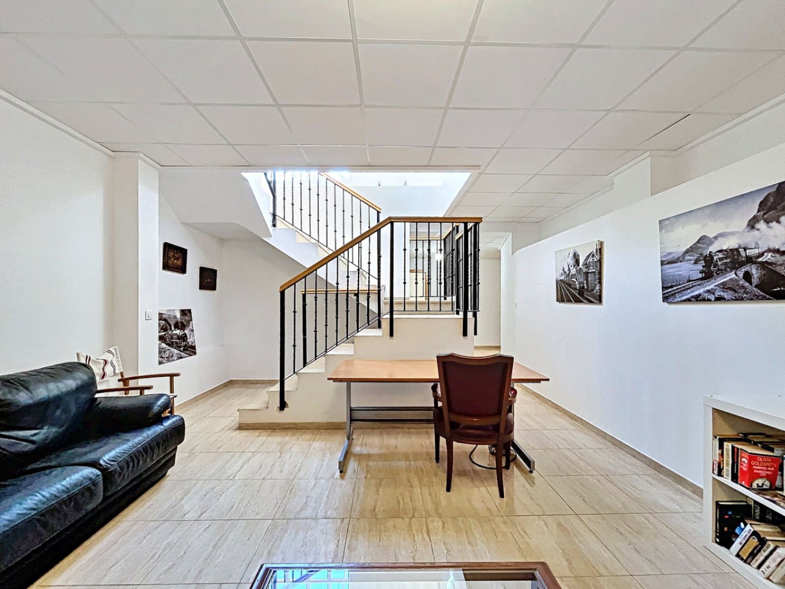 8 bedroom Villa for sale in Denia with pool garage - € 749,000 (Ref: 8494332)