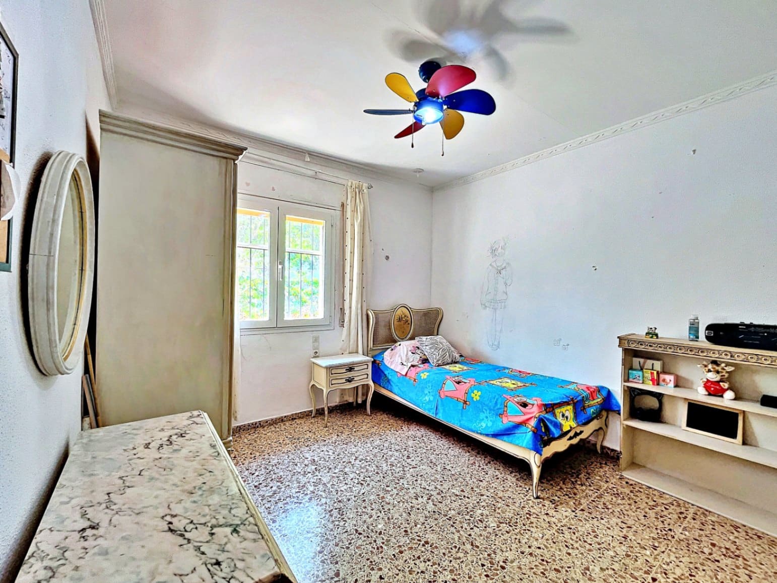 8 bedroom Villa for sale in Denia with pool garage - € 749,000 (Ref: 8494332)