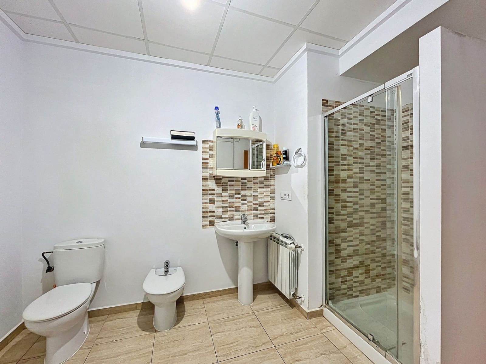 8 bedroom Villa for sale in Denia with pool garage - € 749,000 (Ref: 8494332)