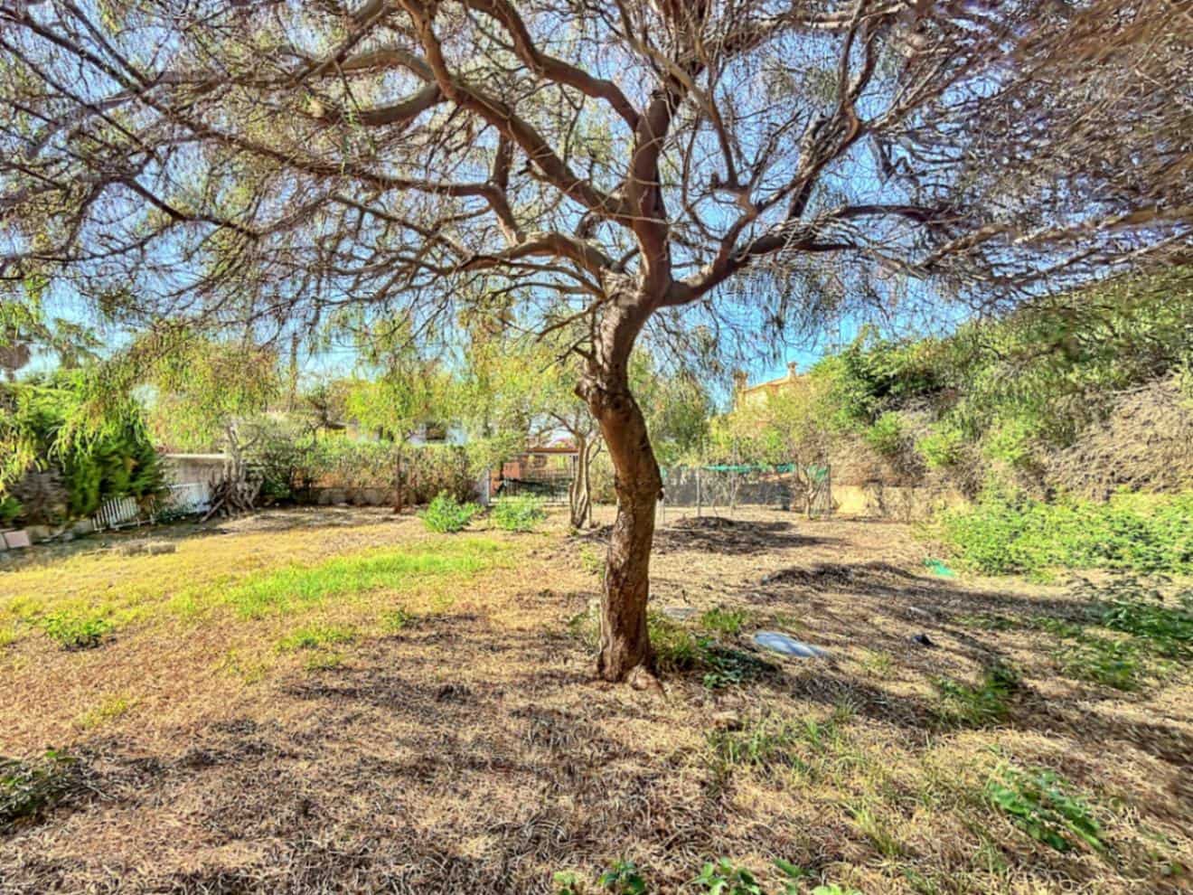 8 bedroom Villa for sale in Denia with pool garage - € 749,000 (Ref: 8494332)