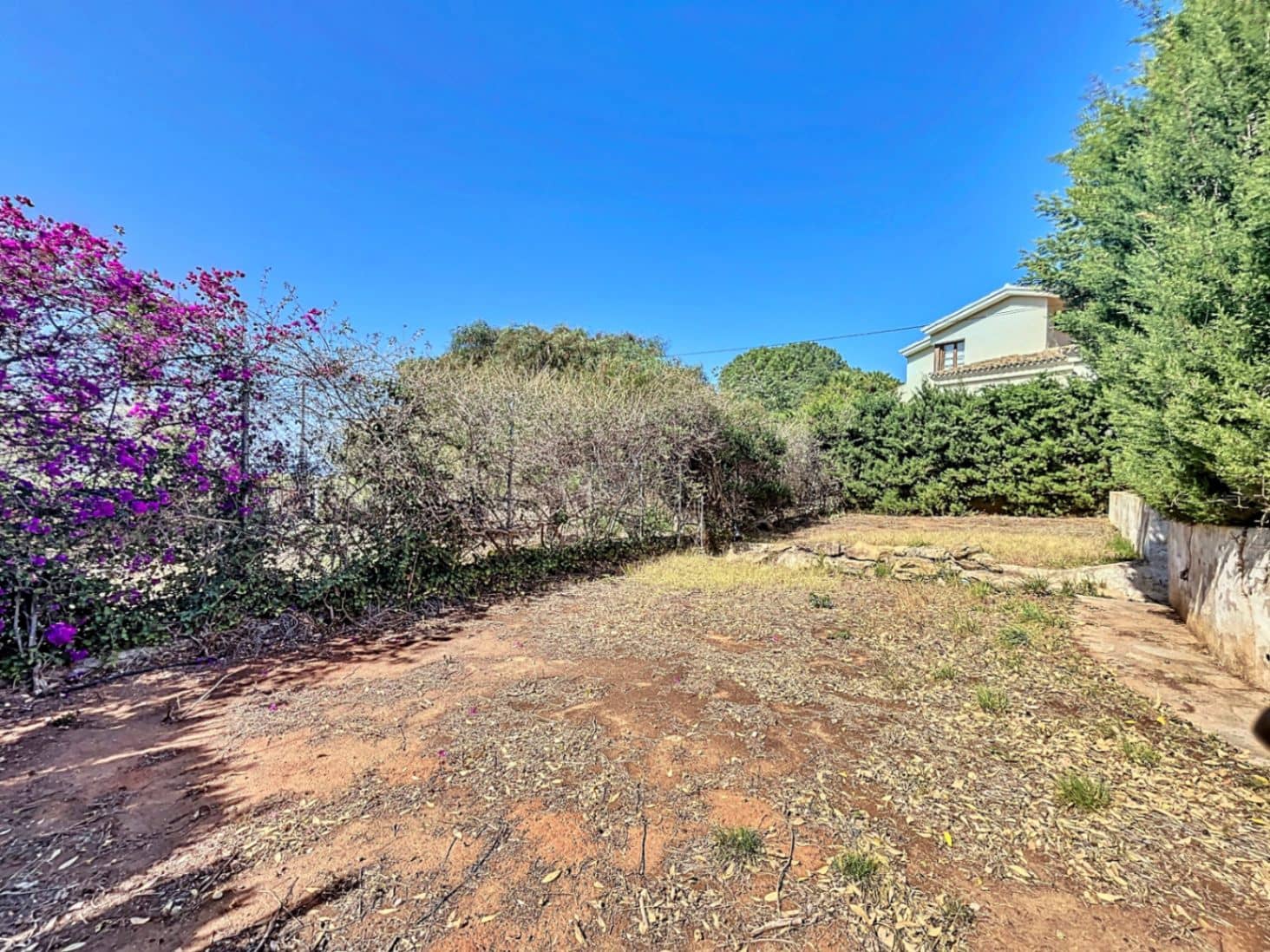 8 bedroom Villa for sale in Denia with pool garage - € 749,000 (Ref: 8494332)