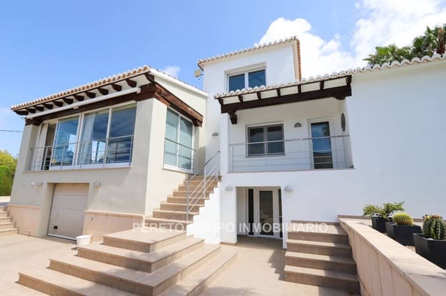 6 soverom Villa til salgs i El Montgó, Dénia med svømmebasseng garasje - € 795 000 (Ref: 8494333)