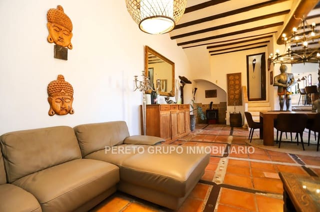 6 sypialnia Willa na sprzedaż w Jalón / Xaló z basenem garażem - 1 195 000 € (Ref: 8494336)