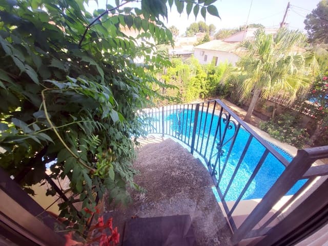 4 soveværelse Villa til salg i El Montgó, Dénia med swimmingpool garage - € 700.000 (Ref: 8494348)