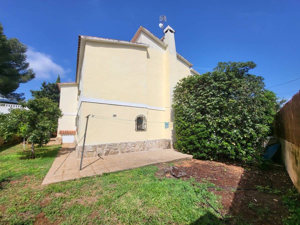 4 soveværelse Villa til salg i Denia med swimmingpool garage - € 700.000 (Ref: 8494348)