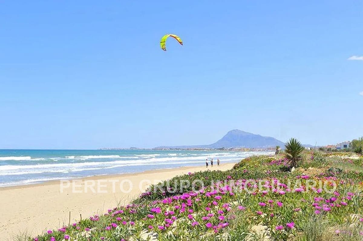 3 sypialnia Dom szeregowy na sprzedaż w Denia z basenem garażem - 365 000 € (Ref: 8669033)