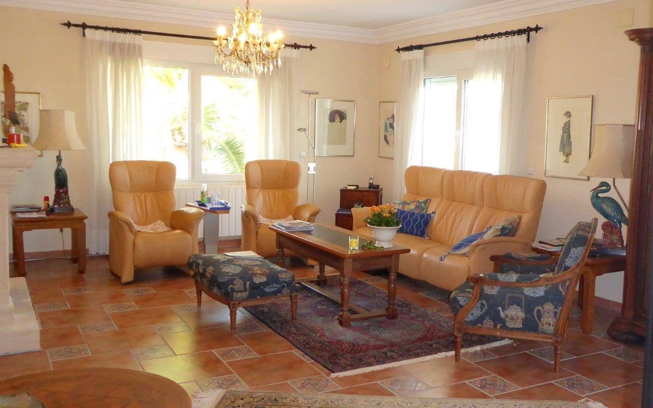 6 soveværelse Villa til salg i Monte Pedreguer med swimmingpool garage - € 860.000 (Ref: 8669045)