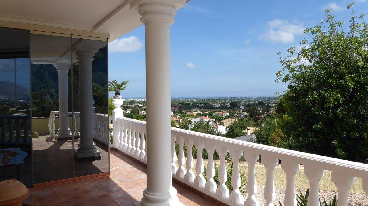 6 soveværelse Villa til salg i Monte Pedreguer med swimmingpool garage - € 860.000 (Ref: 8669045)