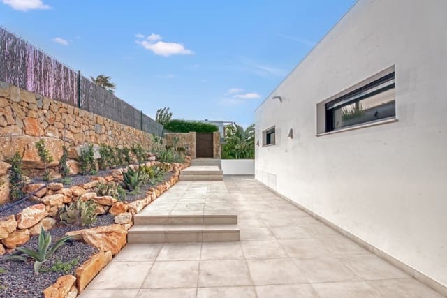 5 makuuhuone Huvila myytävänä paikassa El Montgó, Dénia mukana uima-altaan 
autotalli - 1 595 000 € (Ref: 8669047)