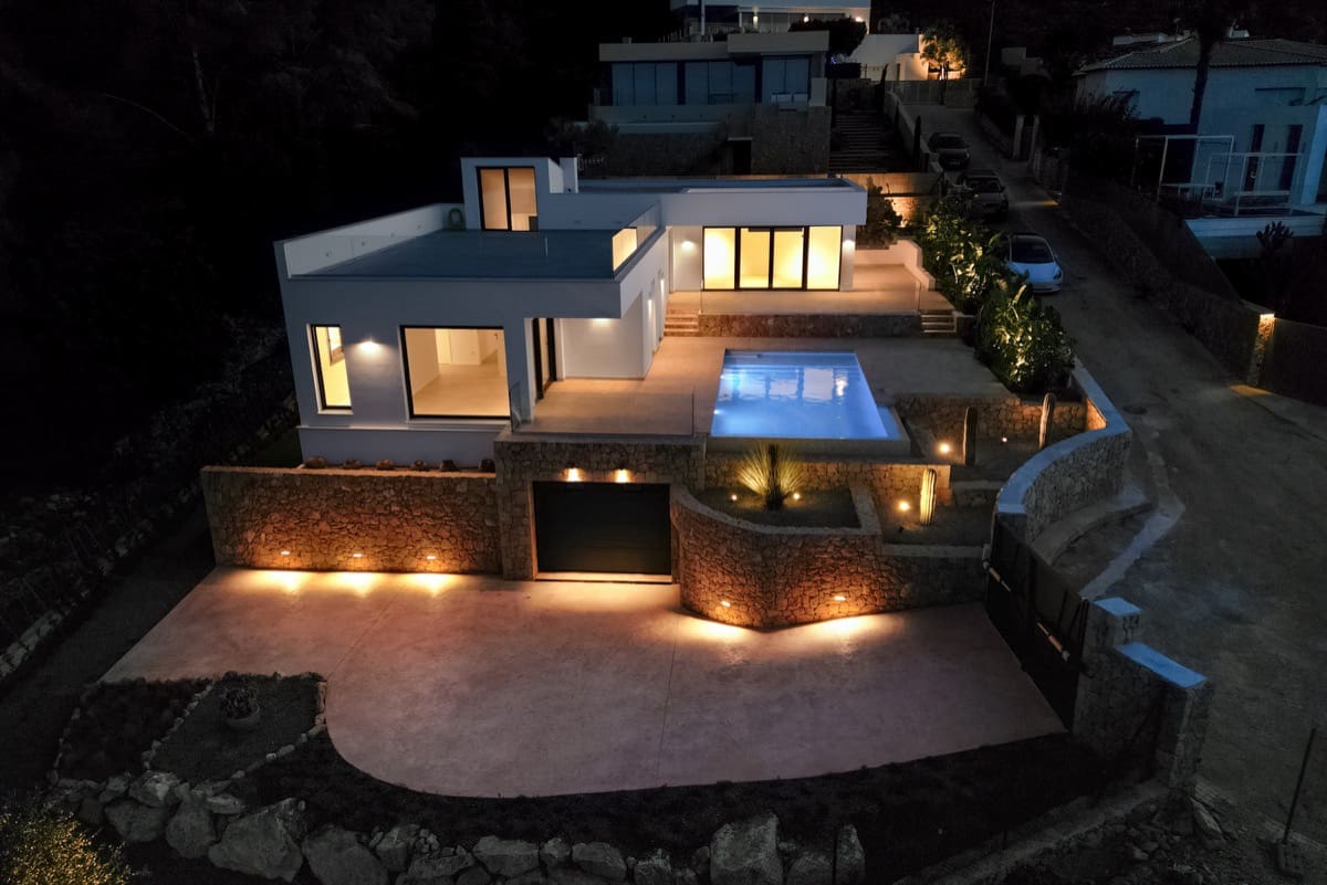 5 soveværelse Villa til salg i Denia med swimmingpool garage - € 1.595.000 (Ref: 8669047)