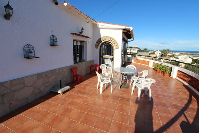 3 soverom Villa til salgs i El Montgó, Dénia med svømmebasseng garasje - € 440 000 (Ref: 8776773)