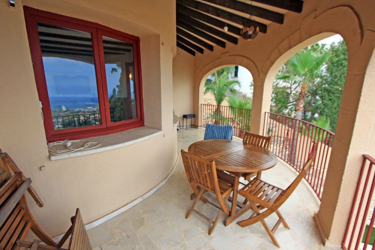 5 sovrum Villa till salu i Denia med pool garage - 775 000 € (Ref: 8807159)