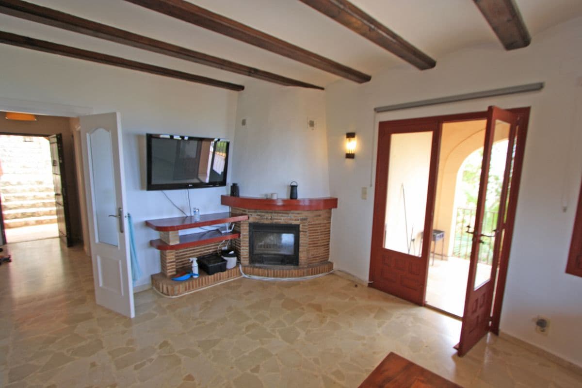 5 sovrum Villa till salu i Denia med pool garage - 775 000 € (Ref: 8807159)