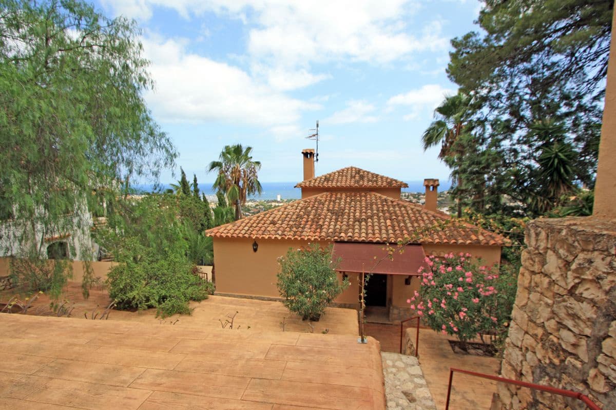 5 sovrum Villa till salu i Denia med pool garage - 775 000 € (Ref: 8807159)