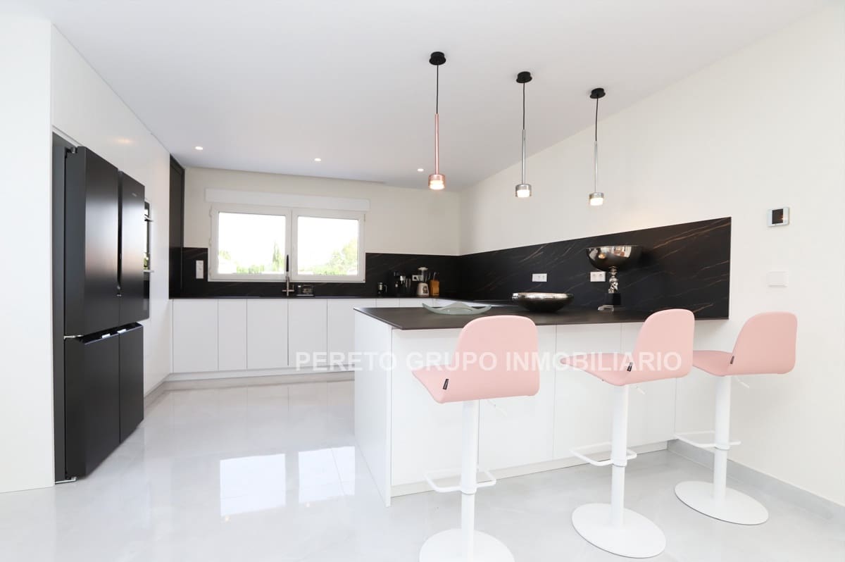 5 chambre Villa/Maison à vendre à Denia avec piscine garage - 1 260 000 € (Ref: 8807160)