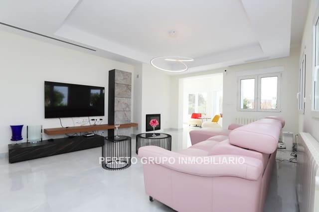 5 makuuhuone Huvila myytävänä paikassa El Montgó, Dénia mukana uima-altaan 
autotalli - 1 260 000 € (Ref: 8807160)